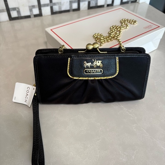 NWT 𝑅𝑎𝑟𝑒 Y2K 𝑉𝑖𝑛𝑡𝑎𝑔𝑒 Coach Limited Edition Amanda Framed Satin Clutch Bag 42033 - Picture 14 of 17